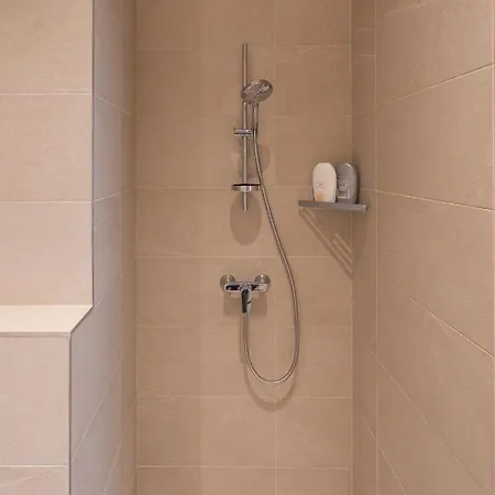 Vallikraavi Lux Appartement *